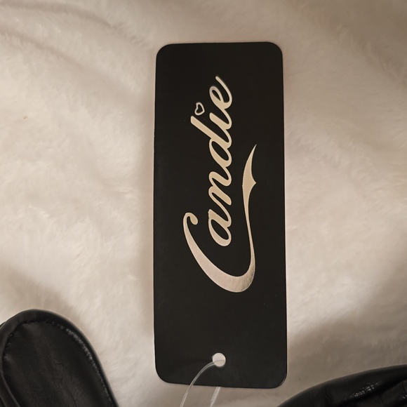 Candies Studded Hobo Shoulder Bag NWT - Picture 4 of 5